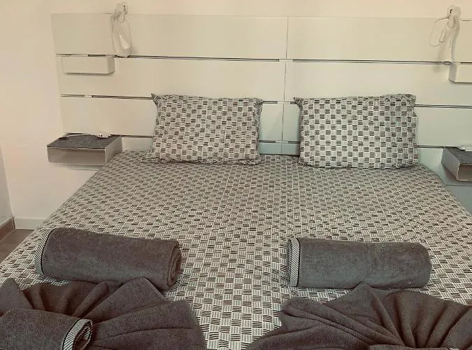 64, Vista Lobos, Private Heated Pool X Jacuzzi, Villa *