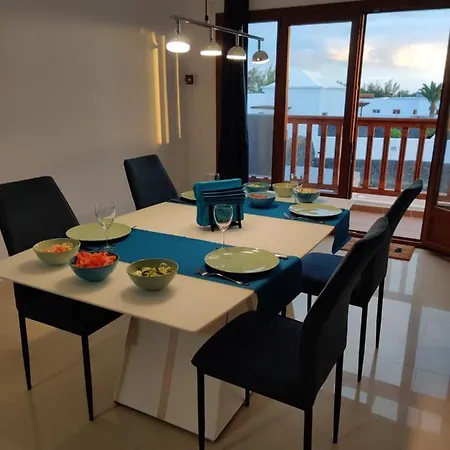 64, Vista Lobos, Private Heated Pool X Jacuzzi, Vila