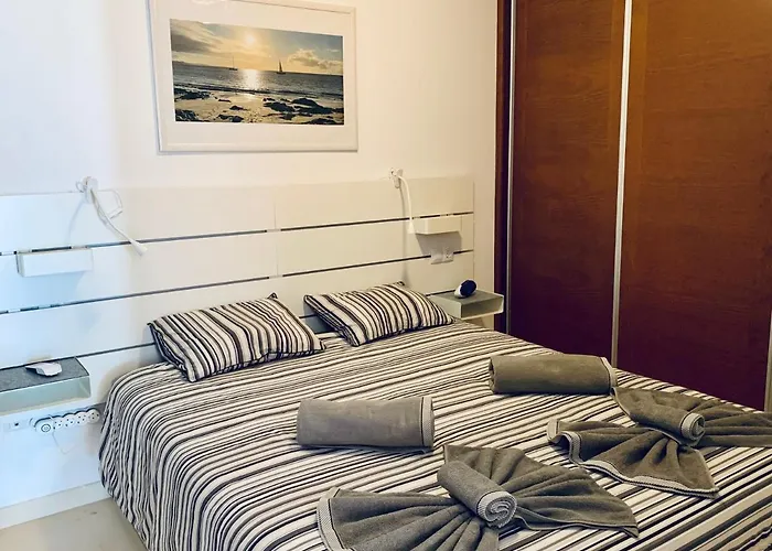 Villa 64, Vista Lobos, Private Heated Pool X Jacuzzi, Playa Blanca (Lanzarote)